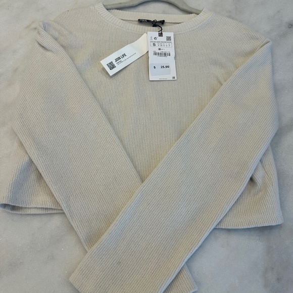 Zara Ivory cropped sweater NWT Size Small - Picture 1 of 4